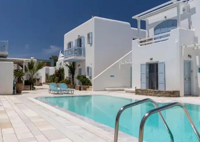 'nepheli' Mykonean * Ornos (Mykonos)