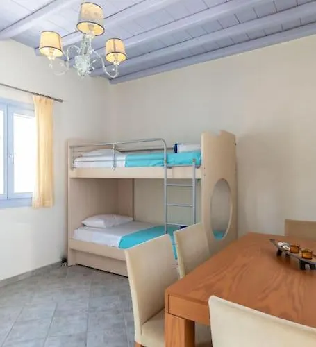 'nepheli' Mykonean *