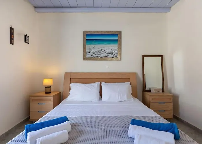 'nepheli' Mykonean Орнос